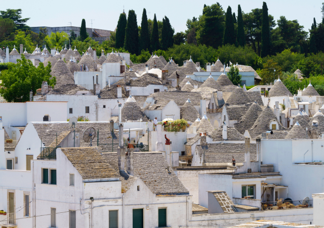 Vista del centro storico di Alberobello